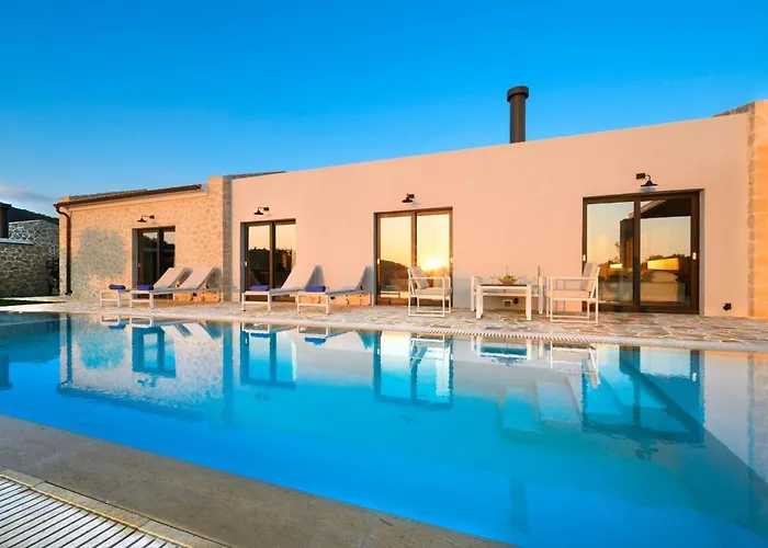 Lithari Luxury Villa *