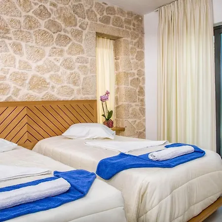 Lithari Luxury